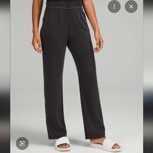 NWOT - Lululemon Softstreme High Rise Pant - Regular - Size 6